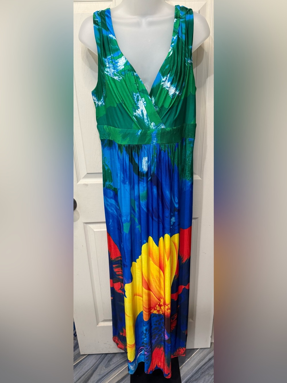 Ronni Nicole Tropical Print Sleeveless Maxi Dress in Green Blue Orange & Yellow